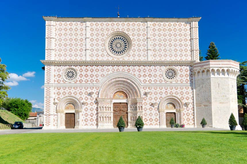 Santa Maria di Collemaggio